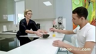 big ass mom free sex