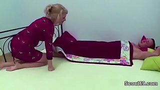 mom teaches daughter blow job video