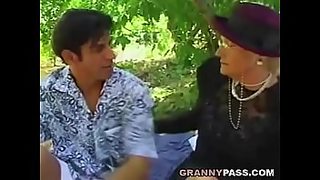 hairy granny pussy video