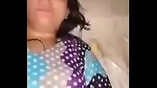 indian milf stripping