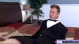 jess milf hunter body splash full